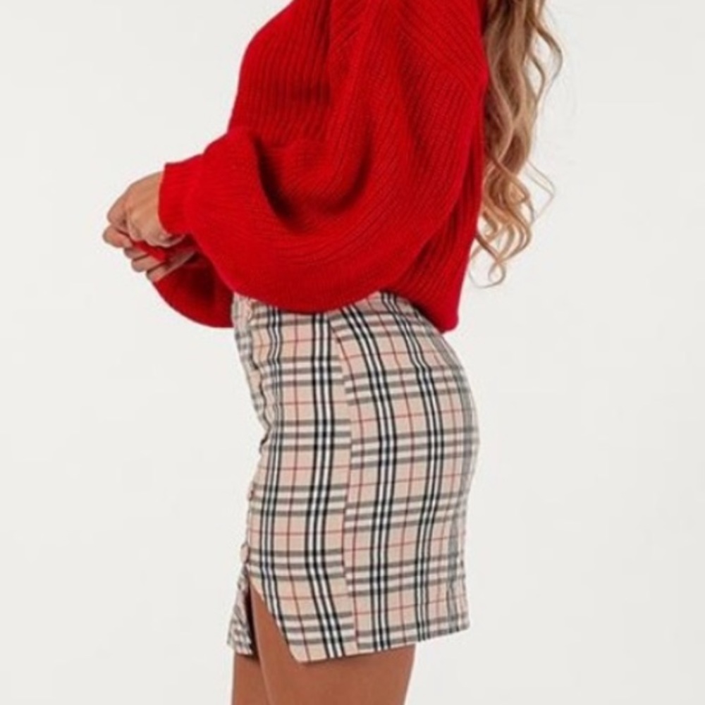 Plaid Mini Skirt with Side Slit - Beige Plaid - Picture 3 of 6